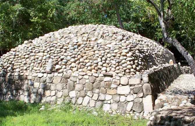 Copalitlán archaeological site near Huatulco